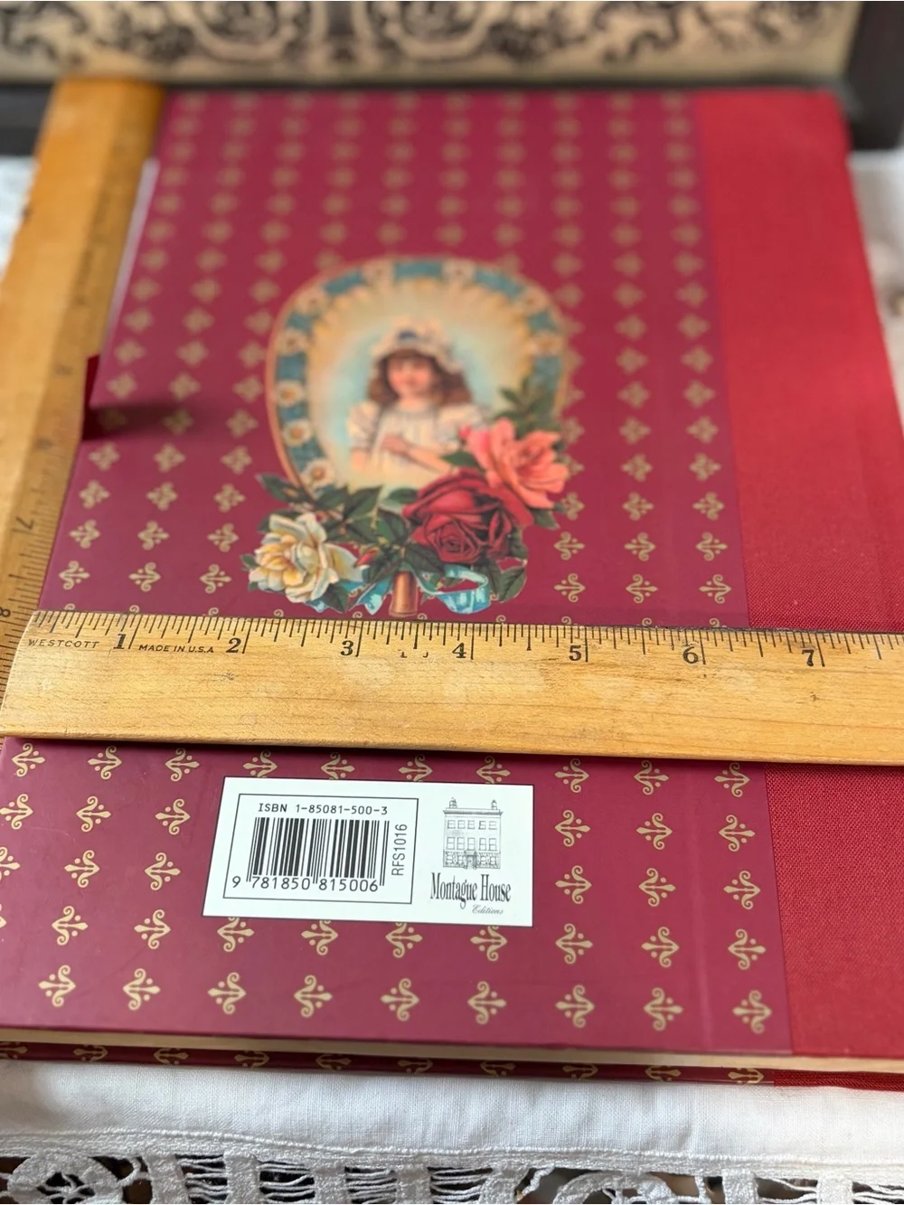 Victorian Photograph Album Robert Frederick Itd. Montague House 1995